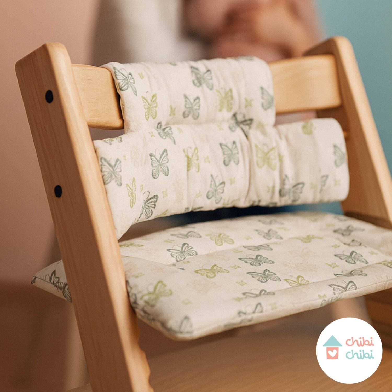 mariposa con logo-01